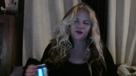 yourmomma999 online show from January 26, 2025, 1:41 am