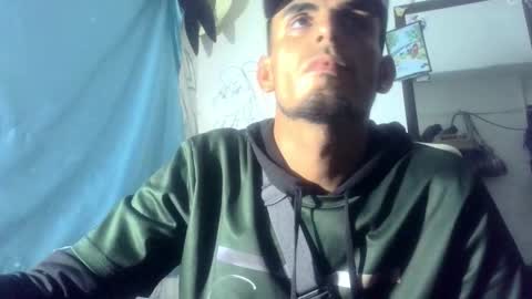 Snapshot of yourskinnybooy chatting on November 12, 2025, 12:44 am sander online show from November 12, 2025, 12:44 am