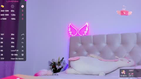 Snapshot of yourwilddestiny chatting on December 4, 2024, 8:56 am Destiny online show from December 4, 2024, 8:56 am