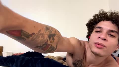 Snapshot of yungxxhung chatting on January 15, 2025, 10:06 am yungxxhung online show from January 15, 2025, 10:06 am