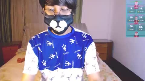 Snapshot of yuniorb chatting on December 18, 2024, 3:37 am the puppy boy online show from December 18, 2024, 3:37 am