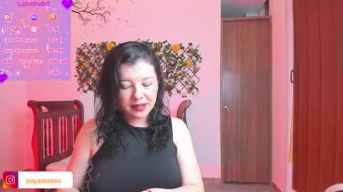 Snapshot of yuya_ss chatting on November 9, 2025, 3:32 pm Yuya online show from November 9, 2025, 3:32 pm