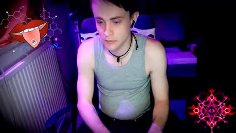 Snapshot of yyscript chatting on December 28, 2024, 1:50 am online show from December 28, 2024, 1:50 am