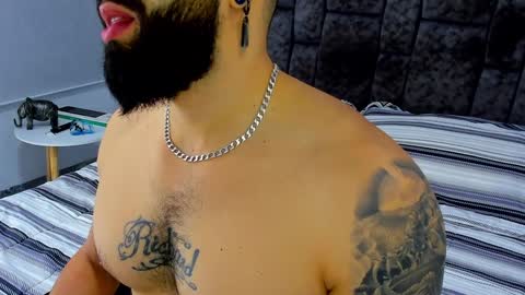 Snapshot of zack_froone chatting on January 15, 2025, 2:02 pm Richard online show from January 15, 2025, 2:02 pm