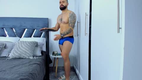 Snapshot of zack_froone chatting on October 21, 2025, 12:39 pm Richard online show from October 21, 2025, 12:39 pm