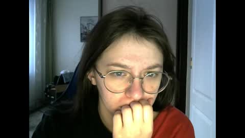 Snapshot of zara_golden chatting on December 10, 2024, 3:30 am chaturcum online show from December 10, 2024, 3:30 am