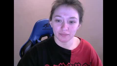 Snapshot of zara_golden chatting on January 22, 2025, 6:31 am chaturcum online show from January 22, 2025, 6:31 am