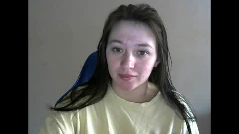 Snapshot of zara_golden chatting on January 27, 2025, 6:19 am chaturcum online show from January 27, 2025, 6:19 am