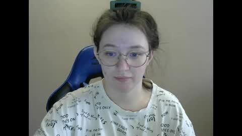 Snapshot of zara_golden chatting on February 10, 2025, 6:09 am chaturcum online show from February 10, 2025, 6:09 am