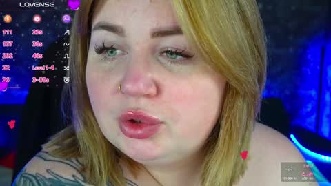 Snapshot of zarareign_ chatting on January 15, 2025, 8:58 pm Lola online show from January 15, 2025, 8:58 pm