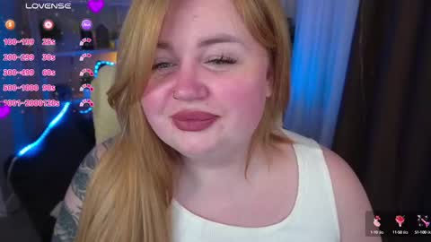 Snapshot of zarareign_ chatting on March 11, 2025, 9:15 pm Lola online show from March 11, 2025, 9:15 pm