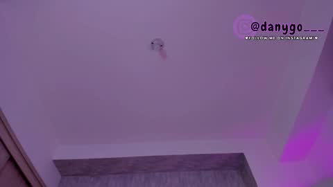 Snapshot of zarianaevanz chatting on March 6, 2025, 9:31 pm Zariana online show from March 6, 2025, 9:31 pm