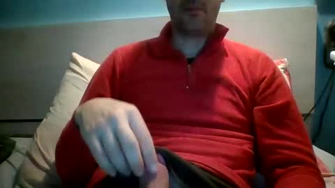 Snapshot of zeus00811 chatting on March 4, 2025, 4:06 am zeus online show from March 4, 2025, 4:06 am