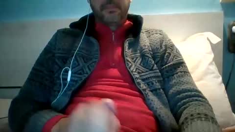 Snapshot of zeus00811 chatting on October 25, 2025, 12:45 pm zeus online show from October 25, 2025, 12:45 pm