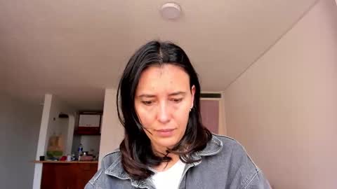ZOE online show from October 4, 2025, 7:12 pm
