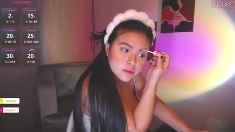 Snapshot of zoebolton1 chatting on December 2, 2024, 1:24 pm Zoe Bolton online show from December 2, 2024, 1:24 pm