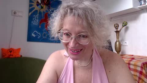 Snapshot of zosya1111 chatting on January 12, 2025, 8:57 am Zosya1111 online show from January 12, 2025, 8:57 am