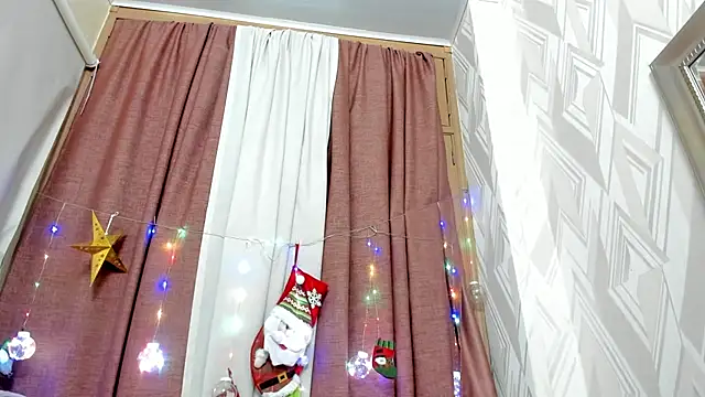 Snapshot of veronica_salas chatting on December 27, 2024, 10:45 am veronica salas online show from December 27, 2024, 10:45 am