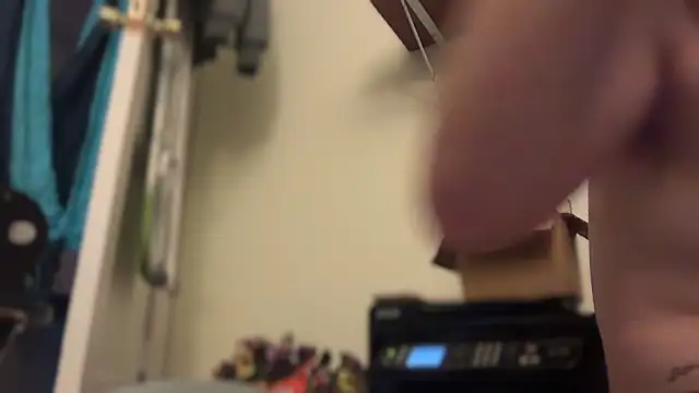 Snapshot of Fr4nk1eFFuxxx chatting on February 8, 2025, 11:22 am Fr4nk1eFFuxxx online show from February 8, 2025, 11:22 am