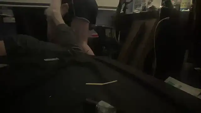 Snapshot of Fr4nk1eFFuxxx chatting on October 4, 2025, 5:49 am Fr4nk1eFFuxxx online show from October 4, 2025, 5:49 am