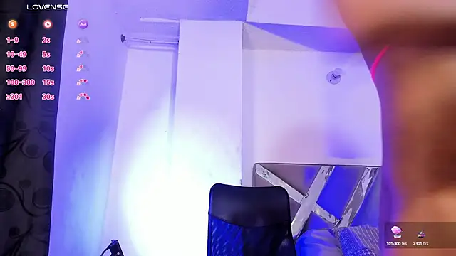 Snapshot of Fenty_XX chatting on January 18, 2025, 12:15 pm Fenty XX online show from January 18, 2025, 12:15 pm