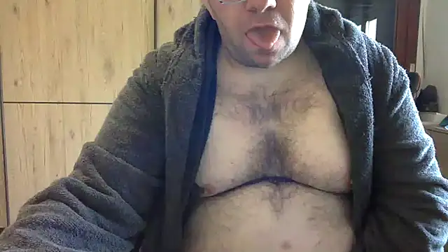 Snapshot of Cazzocollant chatting on December 9, 2024, 8:55 am Cazzocollant online show from December 9, 2024, 8:55 am