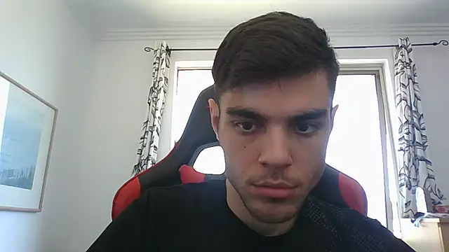 Snapshot of Omarnede chatting on November 9, 2025, 5:28 am Omarnede online show from November 9, 2025, 5:28 am