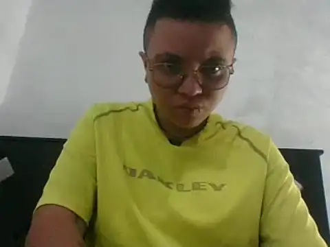 Snapshot of EdenJupiter chatting on March 15, 2025, 1:19 am EdenJupiter online show from March 15, 2025, 1:19 am