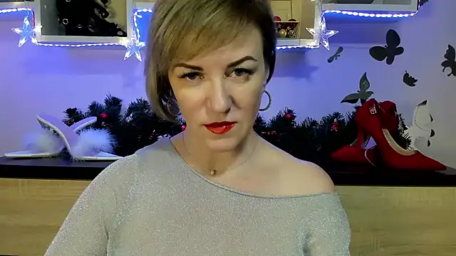 Snapshot of feliziaDesire chatting on January 11, 2025, 6:45 am feliziaDesire online show from January 11, 2025, 6:45 am