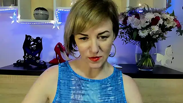 Snapshot of feliziaDesire chatting on January 12, 2025, 1:05 pm feliziaDesire online show from January 12, 2025, 1:05 pm