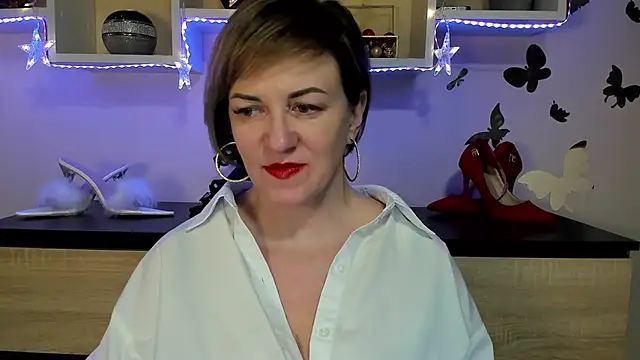 Snapshot of feliziaDesire chatting on January 24, 2025, 11:48 am feliziaDesire online show from January 24, 2025, 11:48 am
