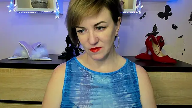 Snapshot of feliziaDesire chatting on February 2, 2025, 1:19 pm feliziaDesire online show from February 2, 2025, 1:19 pm