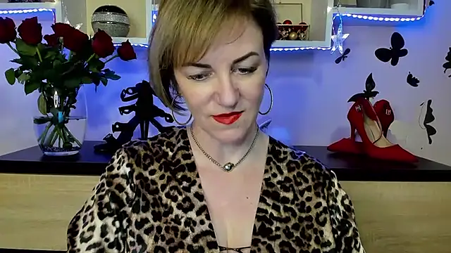 Snapshot of feliziaDesire chatting on February 9, 2025, 1:46 pm feliziaDesire online show from February 9, 2025, 1:46 pm