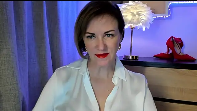 Snapshot of feliziaDesire chatting on September 12, 2025, 5:51 am feliziaDesire online show from September 12, 2025, 5:51 am