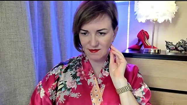 Snapshot of feliziaDesire chatting on September 27, 2025, 4:23 pm feliziaDesire online show from September 27, 2025, 4:23 pm