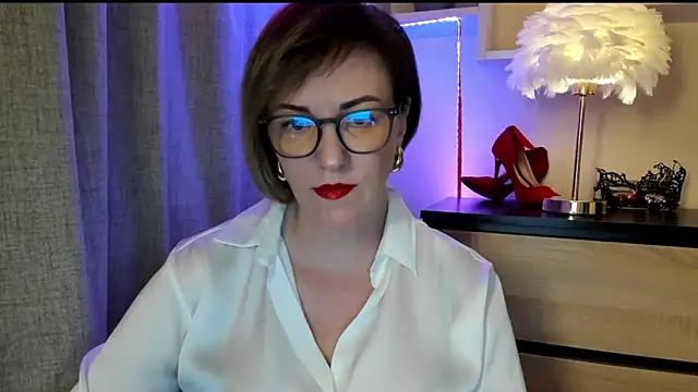 Snapshot of feliziaDesire chatting on September 29, 2025, 1:05 pm feliziaDesire online show from September 29, 2025, 1:05 pm