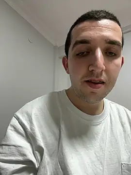 Snapshot of strange6696 chatting on January 19, 2025, 4:25 pm strange6696 online show from January 19, 2025, 4:25 pm