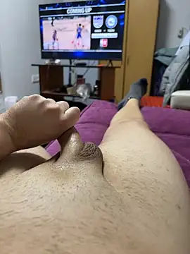 Snapshot of strange6696 chatting on January 29, 2025, 8:14 pm strange6696 online show from January 29, 2025, 8:14 pm