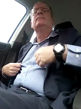 Snapshot of stiffandlubed@xh chatting on December 11, 2024, 9:01 pm stiffandlubedxh online show from December 11, 2024, 9:01 pm