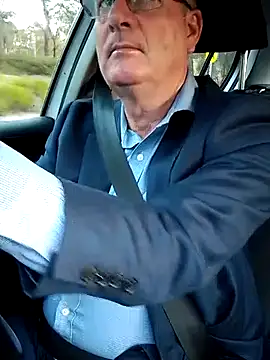 Snapshot of stiffandlubed@xh chatting on February 24, 2025, 8:14 pm stiffandlubedxh online show from February 24, 2025, 8:14 pm