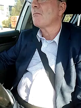 Snapshot of stiffandlubed@xh chatting on March 5, 2025, 6:33 am stiffandlubedxh online show from March 5, 2025, 6:33 am