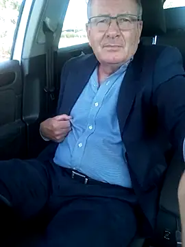 Snapshot of stiffandlubed@xh chatting on March 11, 2025, 2:10 am stiffandlubedxh online show from March 11, 2025, 2:10 am