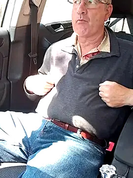 Snapshot of stiffandlubed@xh chatting on March 14, 2025, 2:42 am stiffandlubedxh online show from March 14, 2025, 2:42 am