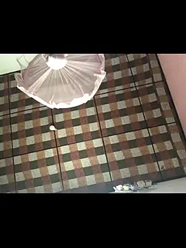 Snapshot of Naughty_soulz chatting on October 21, 2025, 4:24 am Naughty soulz online show from October 21, 2025, 4:24 am