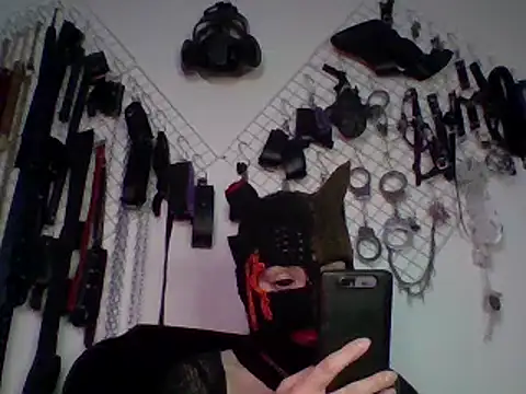 Snapshot of FeticheMacabre chatting on January 12, 2025, 1:53 am FeticheMacabre online show from January 12, 2025, 1:53 am