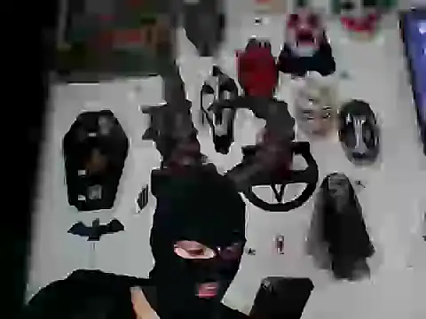 Snapshot of FeticheMacabre chatting on September 26, 2025, 8:24 pm FeticheMacabre online show from September 26, 2025, 8:24 pm