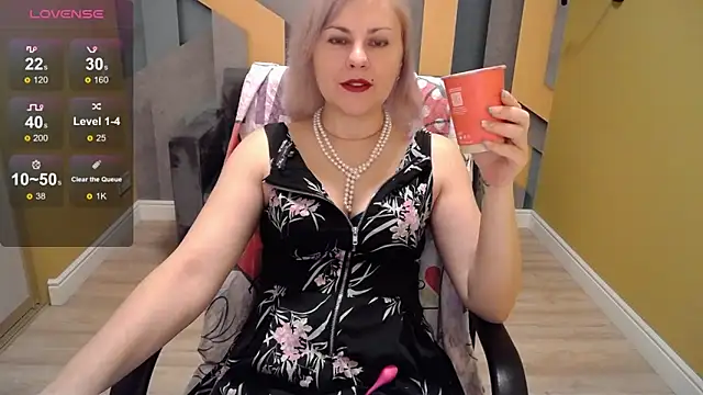 Snapshot of Candy_Long chatting on January 2, 2025, 6:29 am Candy Long online show from January 2, 2025, 6:29 am