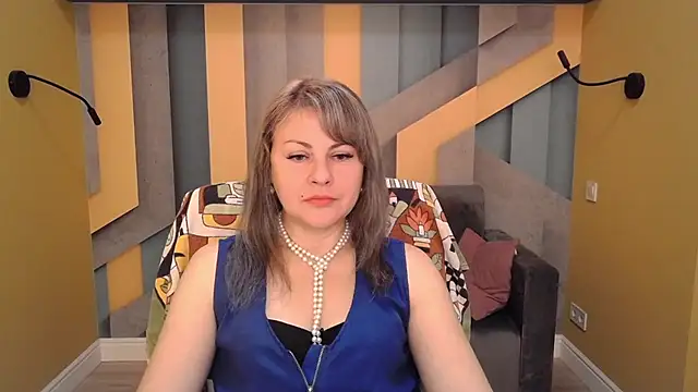 Snapshot of Candy_Long chatting on October 6, 2025, 5:27 am Candy Long online show from October 6, 2025, 5:27 am