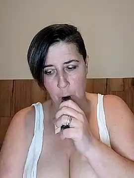 Snapshot of Evalibertinesexy chatting on January 23, 2025, 8:24 pm Evalibertinesexy online show from January 23, 2025, 8:24 pm