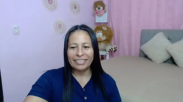 mature martina online show from October 3, 2025, 1:13 am